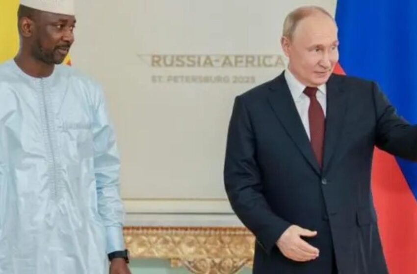  Crise au Niger : Vladimir Poutine téléphone le président malien Assimi Goïta