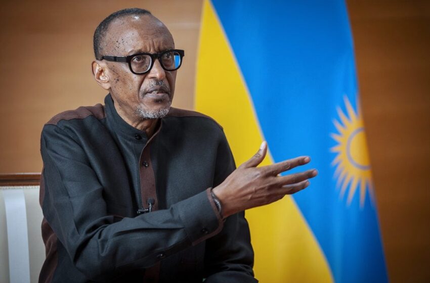  Rwanda : le président Kagame met en garde les chrétiens « catholiques »