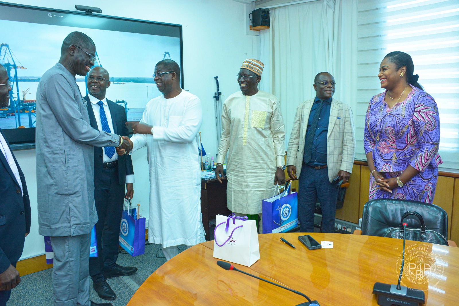 COOPÉRATION INTERPORTUAIRE LA COMMUNAUTÉ DES ACTEURS PORTUAIRES DU SÉNÉGAL EN VISITE AU PORT AUTONOME D’ABIDJAN