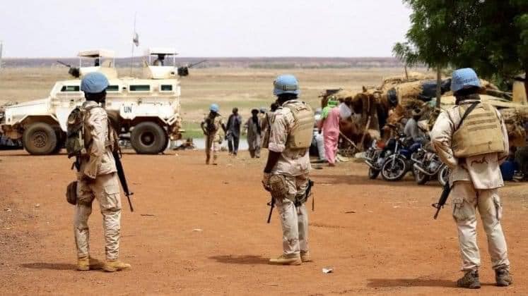  Attaque meurtrière au Mali : Des insurgés islamistes frappent dans le nord : 49 civils tués