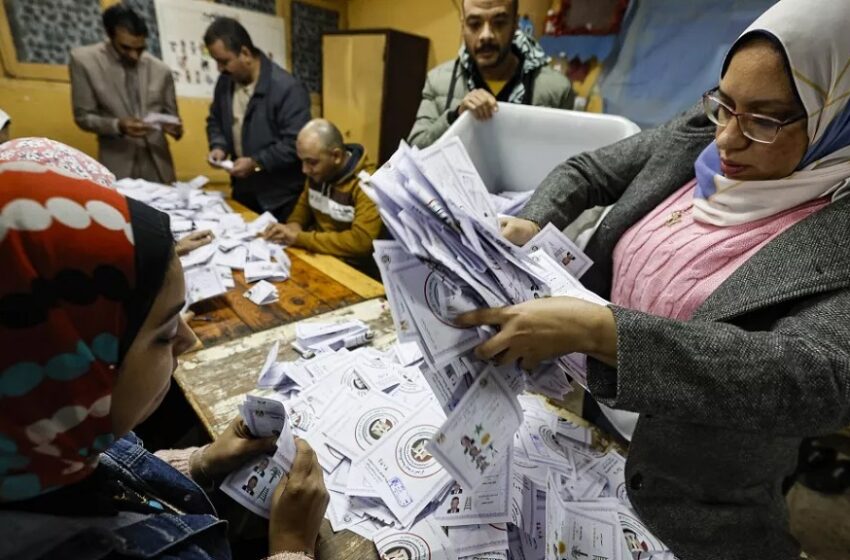  Égypte : le dépouillement des bulletins de vote en cours