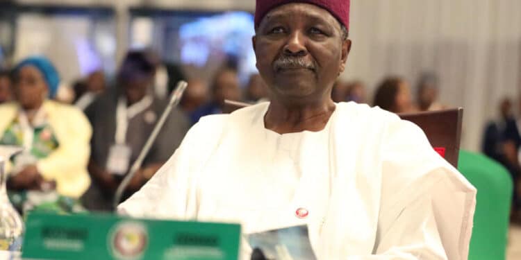  CEDEAO : Yakubu Gowon demande la levée des sanctions contre le Niger, le Burkina Faso et le Mali