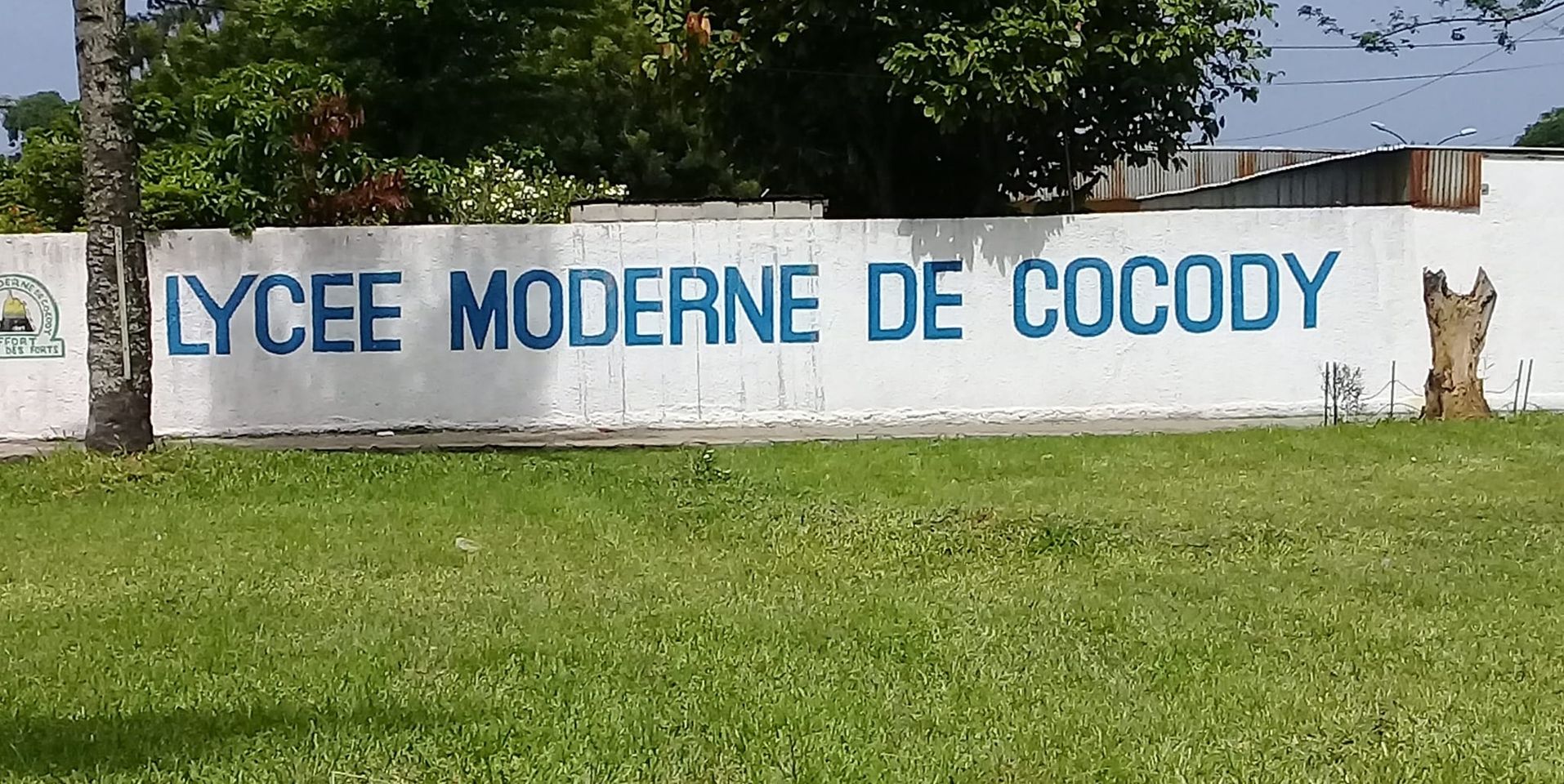 Côte d'Ivoire : Suspension des cours suite à l'Agression d’un professeur au Lycée Moderne de Cocody