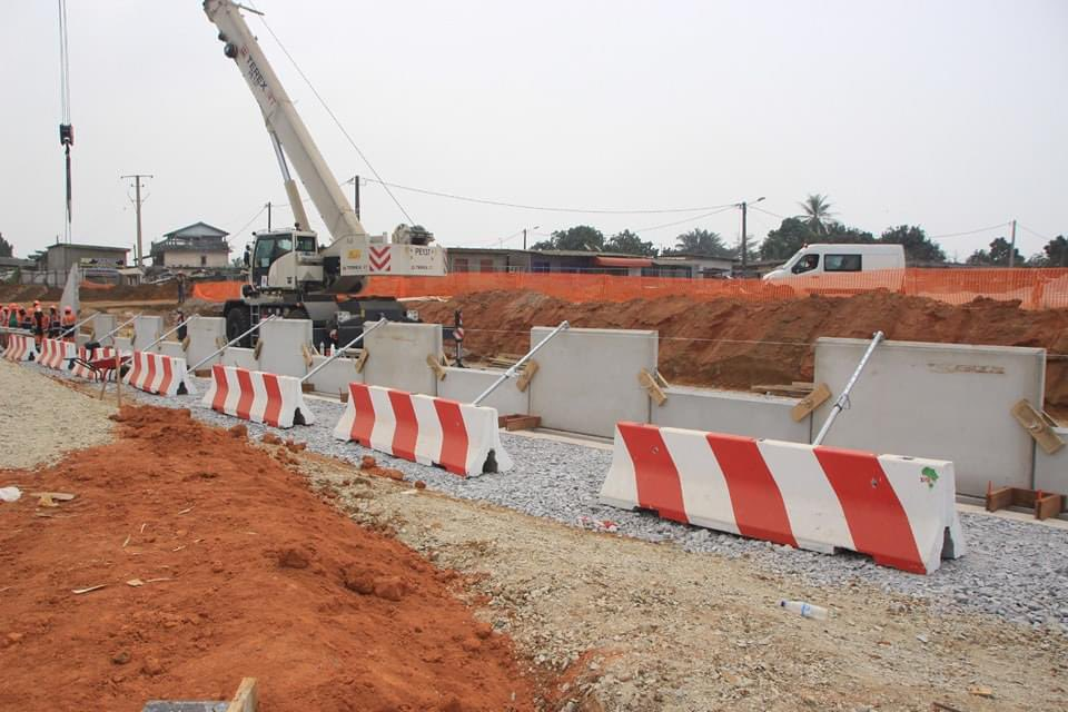 Developpement : Le premier mur VSoL du métro d'Abidjan a été construit à Abobo (photos).