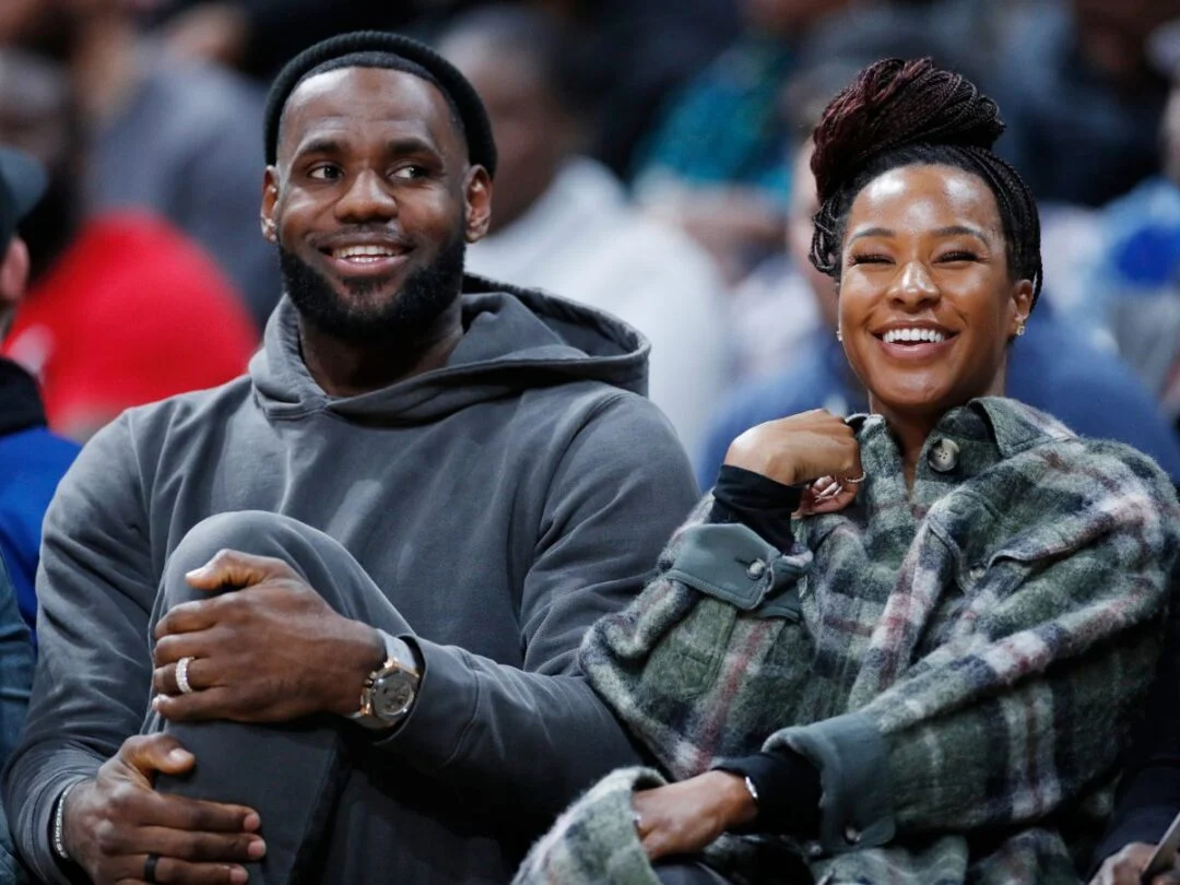 Savannah James enceinte du quatrième enfant de LeBron ? Les dernières nouvelles sur leurs enfants.