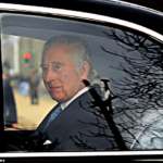 Le roi Charles aperçu quittant le château de Windsor à Clarence House(Londres)après que les médias russes aient affirmé que le monarque était décédé de manière inattendue.