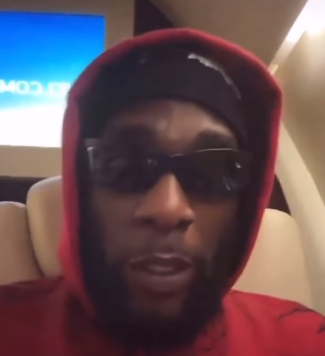 Burna Boy : "Je fais des dons pour les gens qui en ont vraiment besoin et la plupart d'entre eux ne sont pas sur Internet"