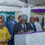 Côte d’Ivoire-Religion : Le premier ministre Robert Beugré Mambé rend hommage à Monseigneur Ahouana!