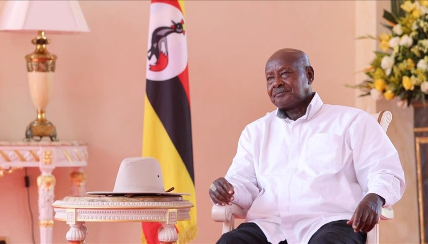  Ouganda: Le président Yoweri Museveni nomme son fils, Muhoozi Kainerugaba, à la tête des forces armées du pays