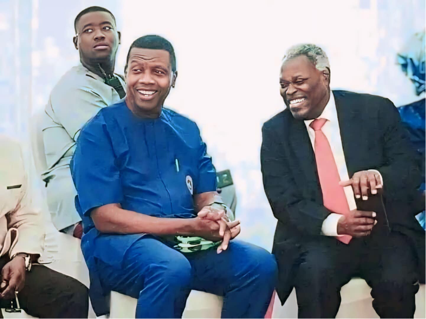 Difficultés : Évitez l'Église, utilisez vos offrandes pour nourrir les pauvres et les chômeurs, déclare le Docteur William Folohunso Kumuyi aux Chrétiens.