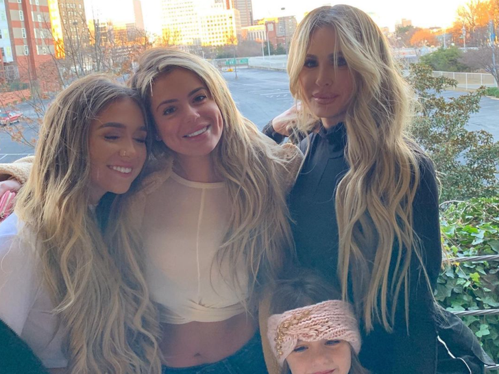 Kim Zolciak a tourné le pilote d'une émission de téléréalité avec ses filles, mais Kroy n'en fait pas partie.