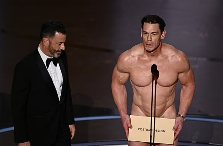  John Cena se déshabille aux Oscars 2024 pour présenter le prix du Meilleur Costume (Photos).