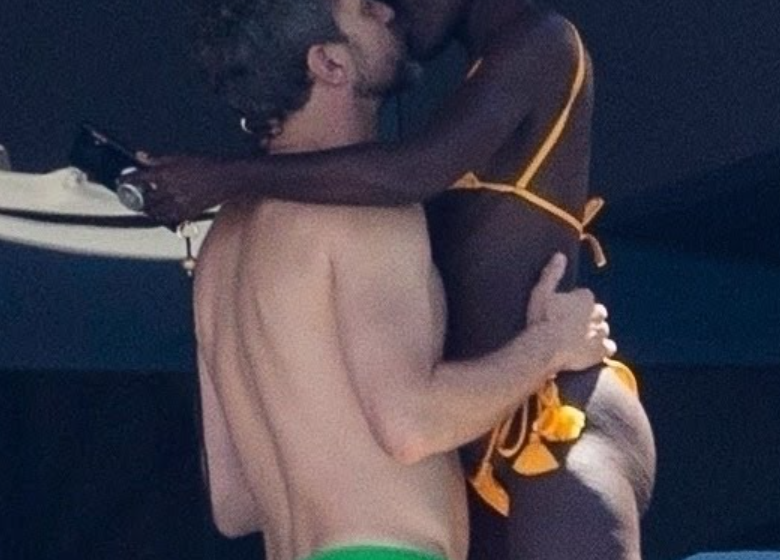  Lupita Nyong’o et Joshua Jackson continuent de se montrer leur affection lors de leur escapade mexicaine.