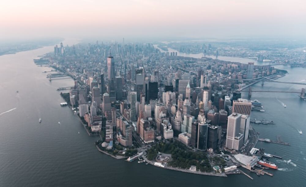 New York panique: la ville s’enfonce inexorablement…ses gratte-ciel bientôt sous l’eau?