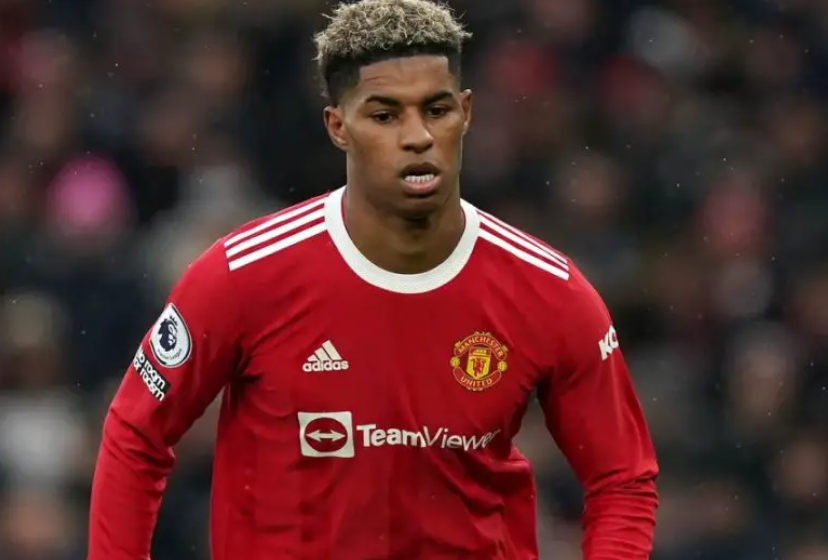  Marcus Rashford :”Ma famille a refusé une somme d’argent qui aurait changé ma vie pour que je reste à Manchester United”