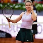 Simona Halep, ancienne championne de Wimbledon, autorisée à reprendre la compétition après réduction de sa suspension pour dopage de 4 ans à 9 mois en appel.