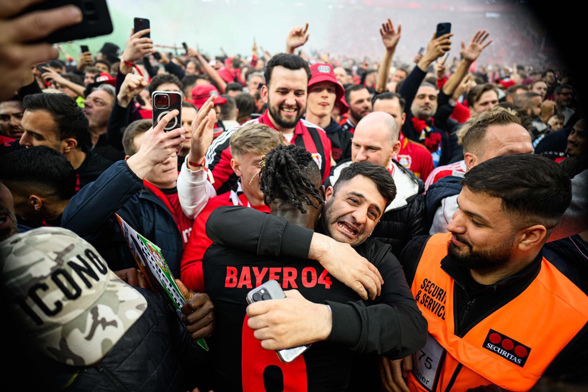 Le Bayer Leverkusen remporte le titre de Bundesliga pour la première fois de son histoire