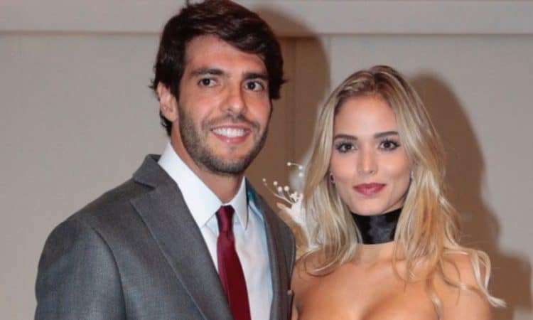 L'ex-femme de Kaka dément avoir dit qu'elle avait divorcé parce que le footballeur était "parfait".