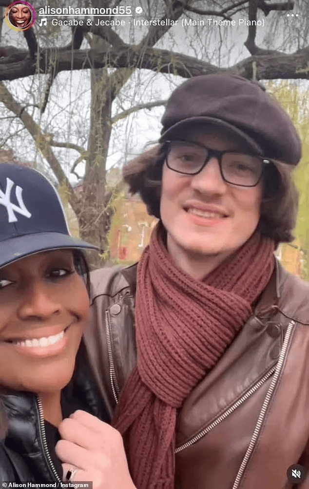 Alison Hammond sort avec un homme de 20 ans de moins qu'elle