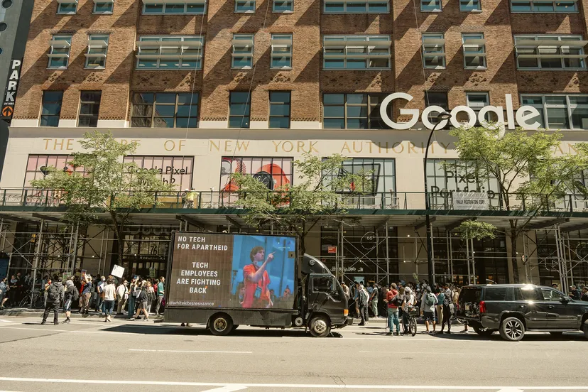  09 employés de Google arrêtés après un sit-in de protestation de huit heures