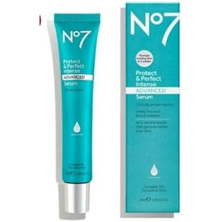 11 meilleurs produits No7, dont le sérum qui "rend les ridules invisibles" et le nouveau Future Renew SPF