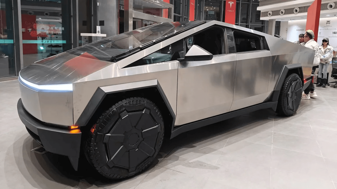 Tesla retire 4 000 Cybertrucks pour cause de dysfonctionnement