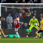 Wolves 0 v 2 Arsenal : Arsenal s'impose sur le terrain des Wolves et reprend la tête du classement