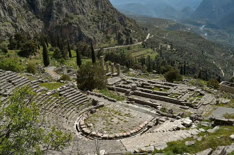 Percée archéologique après la découverte de "trésors d'Apollon" enfouis sous d'anciennes ruines