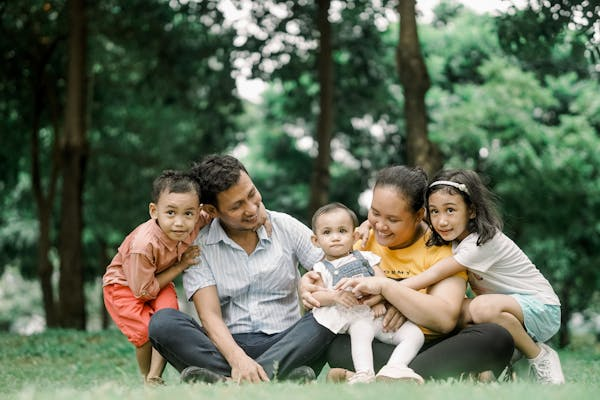 Voici 05 conseils pour vous aider à gérer les discussions difficiles avec vos enfants ! 