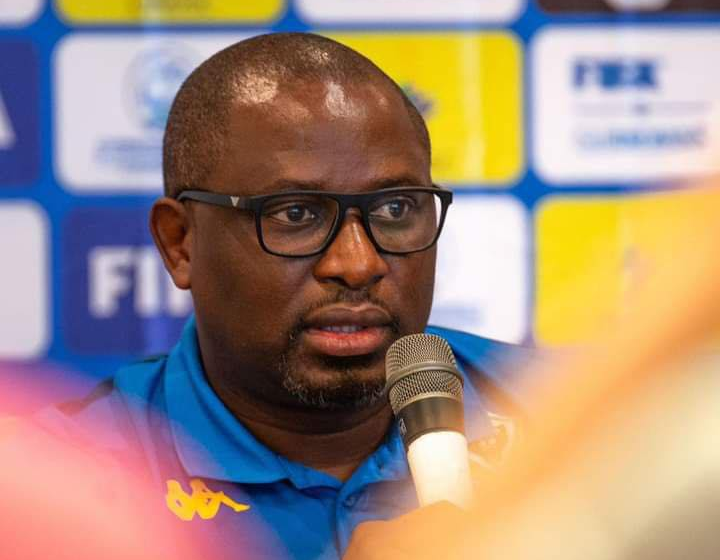  Thierry Mouyouma ,sélectionneur du Gabon: « la Côte d’Ivoire peut être championne d’Afrique mais elle n’est pas imbattable »