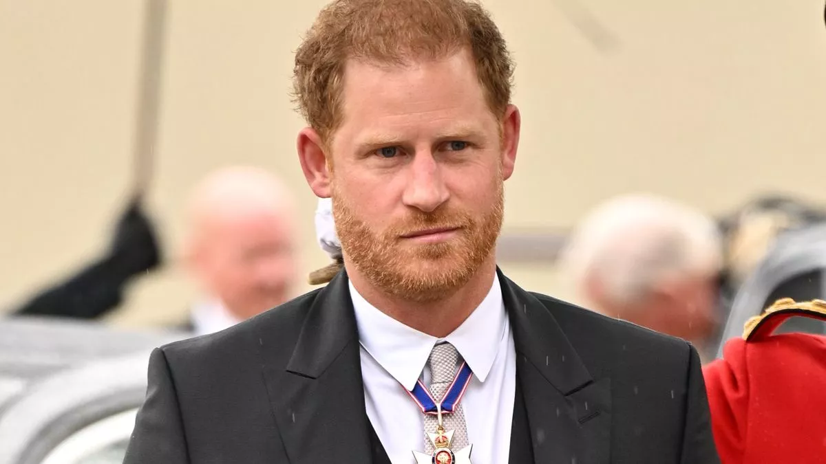 EXCLUSIF : Le prince Harry a été forcé de "suivre" Meghan Markle dans un geste qui "l'aurait horrifié" - un expert