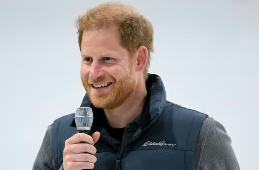  Les détails du voyage du prince Harry au Royaume-Uni sont révélés, de l’anniversaire d’Archie à la visite de Charles.