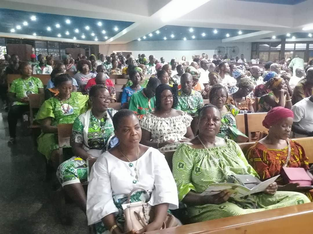 Obsèques Henri Konan Bédié : Messe de requiem à la cathédrale Saint Paul du Plateau avec la présence du Président de la République et son épouse