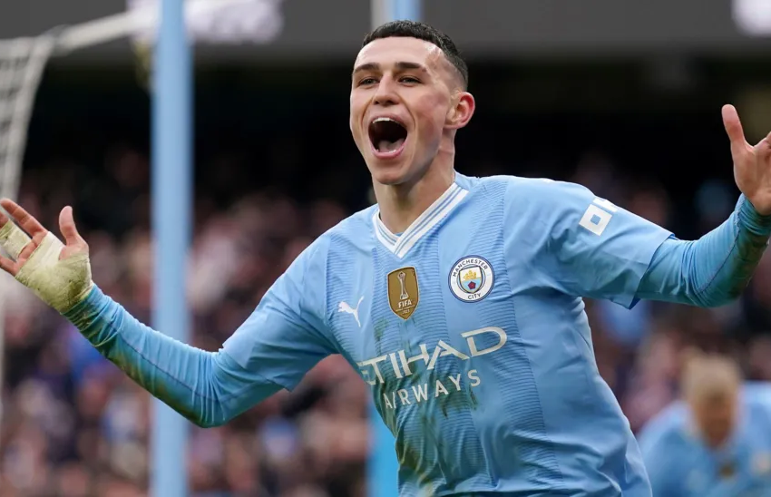  Phil Foden élu meilleur joueur de la saison en Premier League