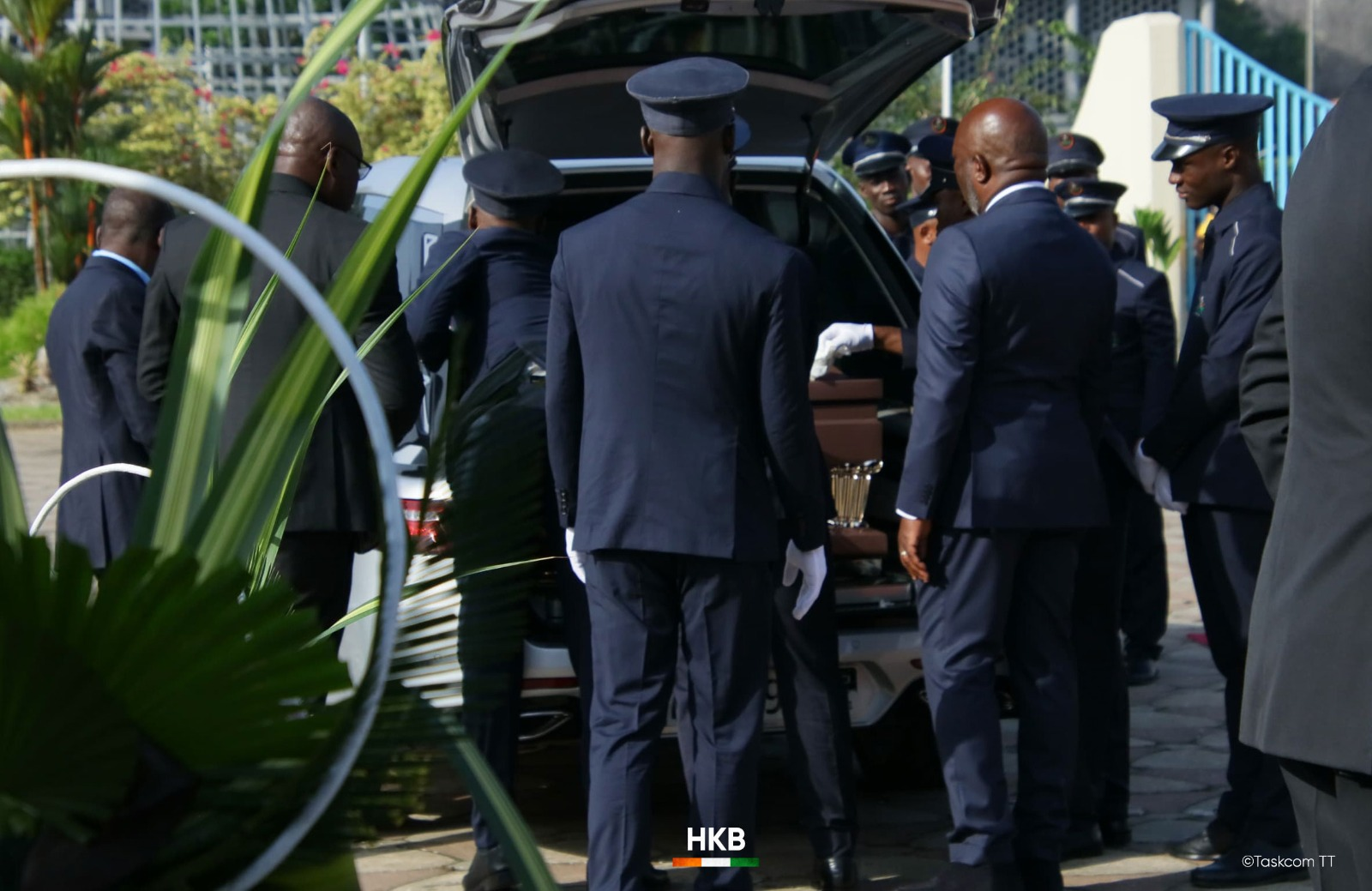 Obsèques Henri Konan Bédié : Messe de requiem à la cathédrale Saint Paul du Plateau avec la présence du Président de la République et son épouse