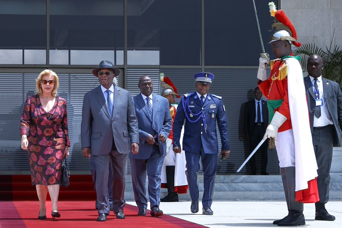  Départ du Président Alassane Ouattara pour la France et la Corée du Sud