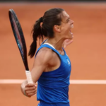 Roland-Garros : Chloé Paquet s'impose brillamment contre Diana Shnaider au premier tour