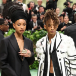 Jaden Smith fait une chute lors d'une balade en skateboard à New York avec son garde du corps