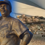 Le voleur de la statue de Jackie Robinson risque une peine de 19 ans de prison