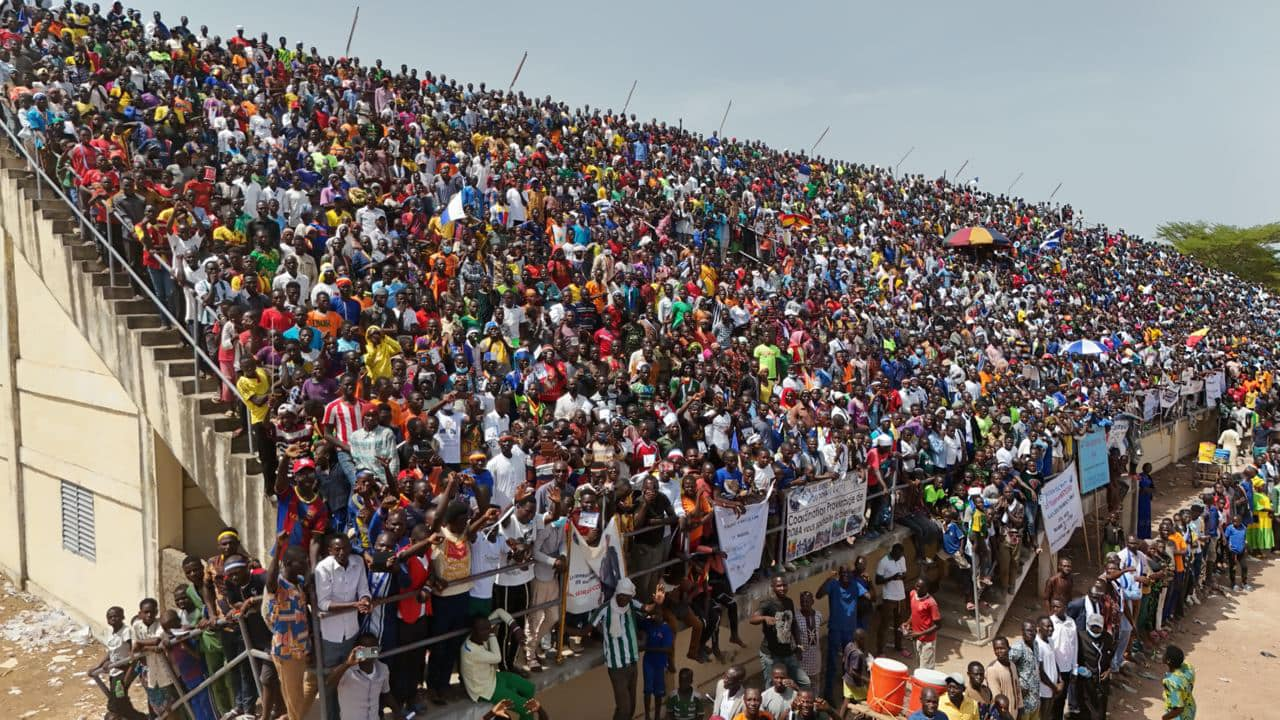 Succès Masra/Campagne élections présidentielles Tchad : « ON N’A PAS BESOIN DE TUER UN PÈRE POUR FAIRE MIEUX QUE SON PÈRE »