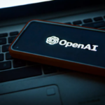 OpenAI veut concurrencer Google avec un moteur de recherche alimenté par l'IA