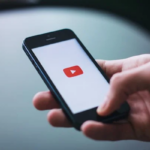 YouTube expérimente une fonctionnalité d'IA pour sauter les passages ennuyeux dans les vidéos