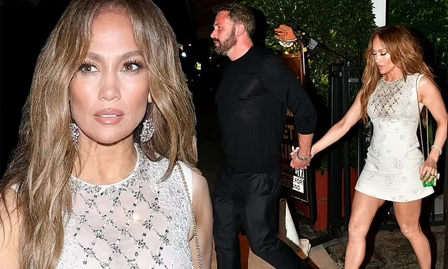 Jennifer Lopez alimente les rumeurs de divorce
