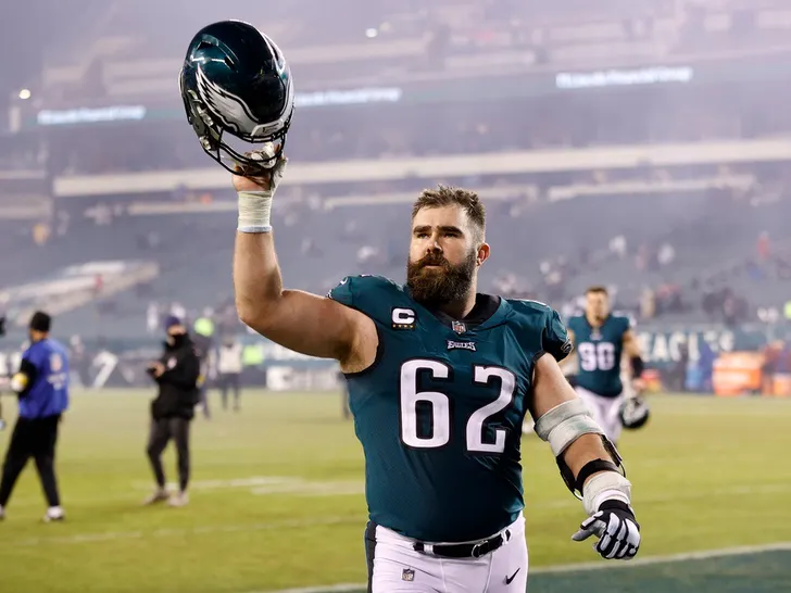 Position Anti-Lavage des Pieds de Jason Kelce Jugée Dangereuse, Selon un Fabricant de Savon Naturel