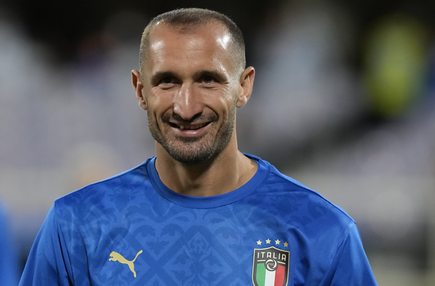  Giorgio Chiellini désigne Alessandro Bastoni comme le meilleur défenseur du monde