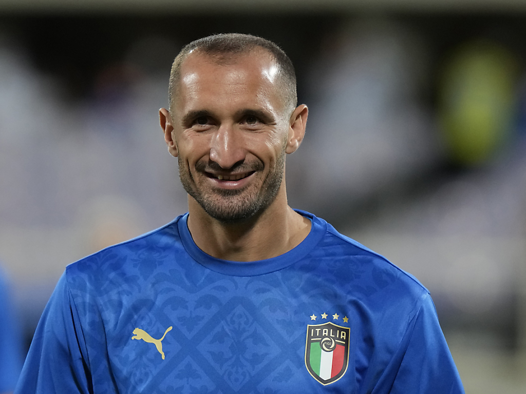 Giorgio Chiellini désigne Alessandro Bastoni comme le meilleur défenseur du monde