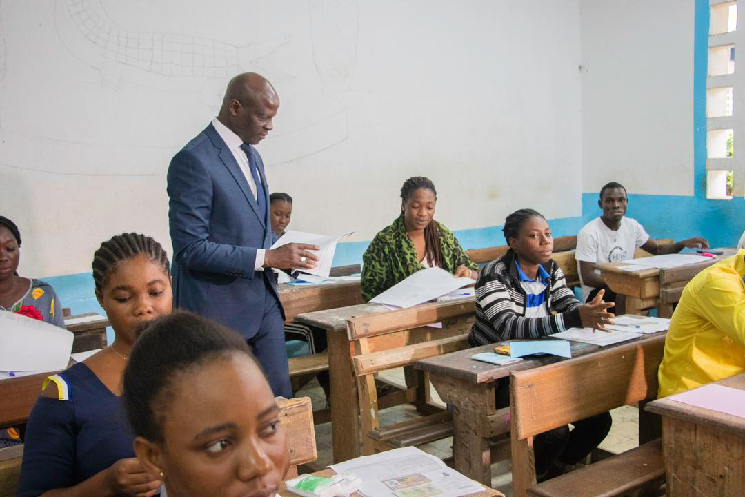 BTS en Côte d’Ivoire : 10 Métiers Accessibles avec un Diplôme en Ressources Humaines et Communication (RHCOM)