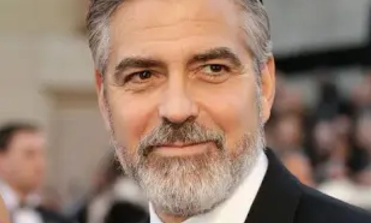 George Clooney approuve la candidature de la vice-présidente Kamala Harris à la présidence et publie une nouvelle déclaration après avoir demandé au président Biden de se retirer