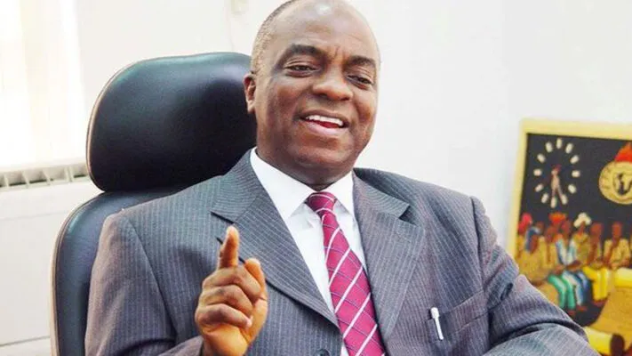 Des Malfaiteurs Dévalisent des Bien d'une Valeur de Millions dans l'Église de David Oyedepo