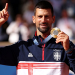 Novak Djokovic Remporte sa Première Médaille d'Or Olympique après sa Victoire sur Alcaraz